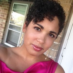 Meet your Posher, Carolyne